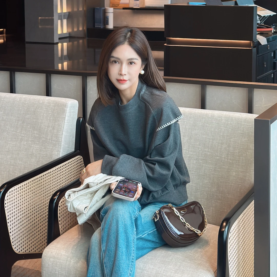 LYXZ x 大小与【沿海公路】秋季新款宽松百搭圆领肩明线卫衣73740