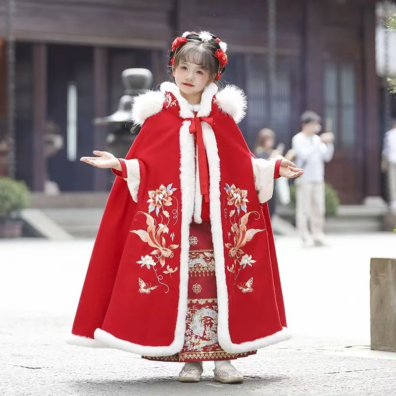 女童披风斗篷汉服加绒加厚超仙儿童古装外出2024中国风拜年服冬季