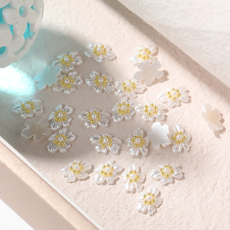 瑶瑶美甲钻饰品树脂8*11冰晶花白色10颗高品精工卡通夏日美甲钻