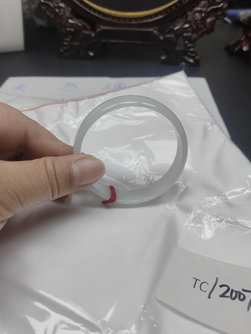 天然缅甸翡翠手镯