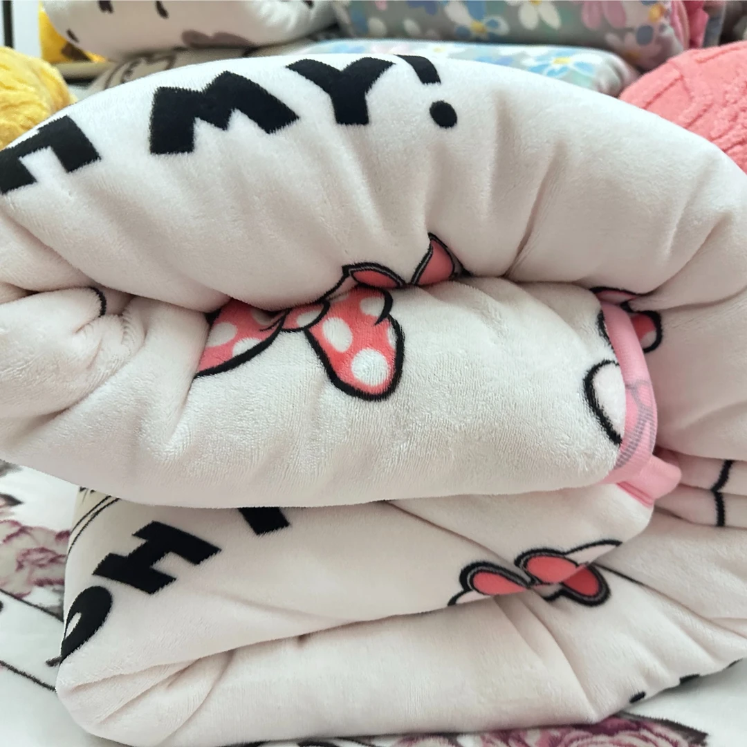 200*230cm新品【米小妮】加厚加绒三层夹棉被子jan16*