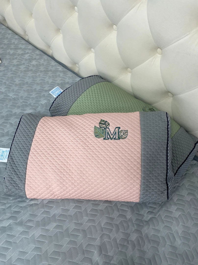 茶花枕枕芯透气办公室午睡枕学生可拆35*55cm