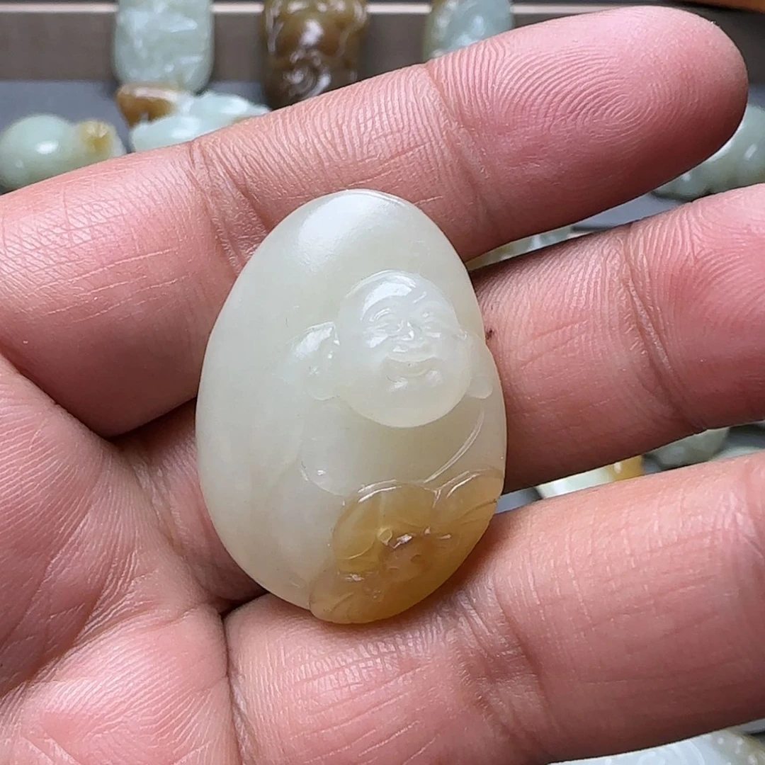 【闪购商品】和田玉（糖玉）颈饰未镶嵌爱****?