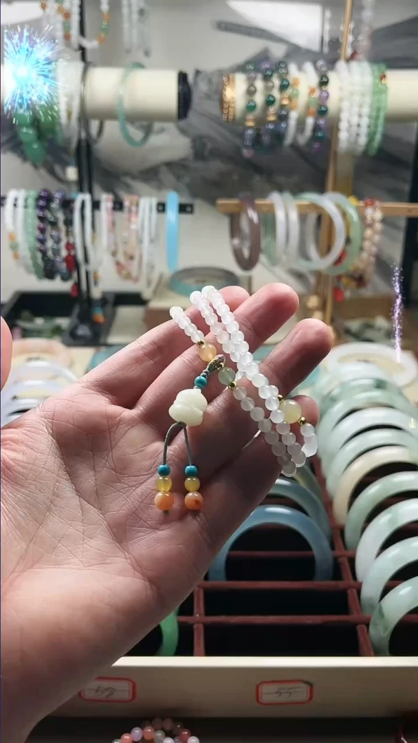 【闪购商品】石英质玉手链未镶嵌手链