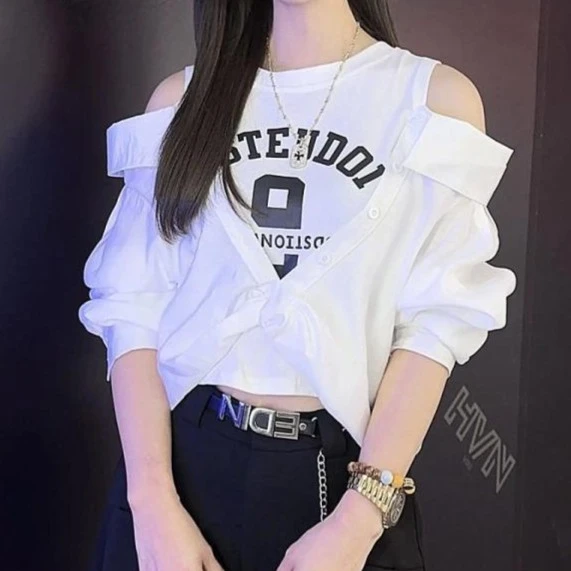 春夏高品质拼色假两件露肩长袖t恤女独特设计字母显瘦防晒上衣
