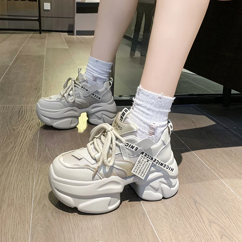 网红厚底轻便老爹鞋女ins潮夏2024春季新款透气网面休闲运动女鞋