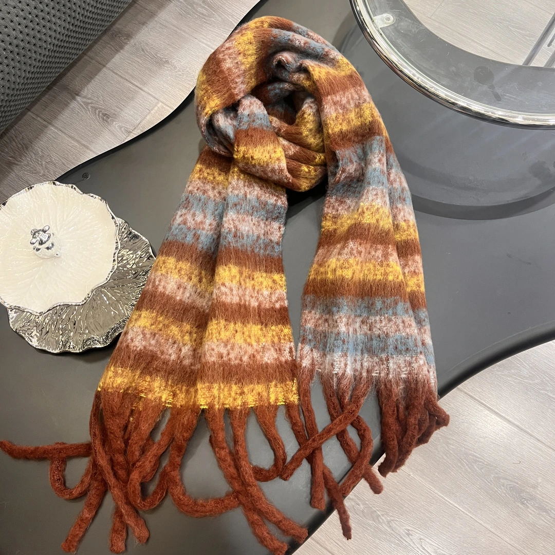 韩系氛围感森林绿围巾女冬季彩色条纹加厚流苏保暖高级感毛绒围脖