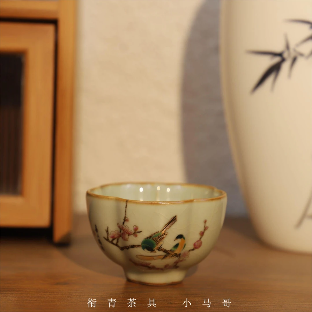 小马  青玉汝窑喜上眉梢花瓣杯家用喝茶杯