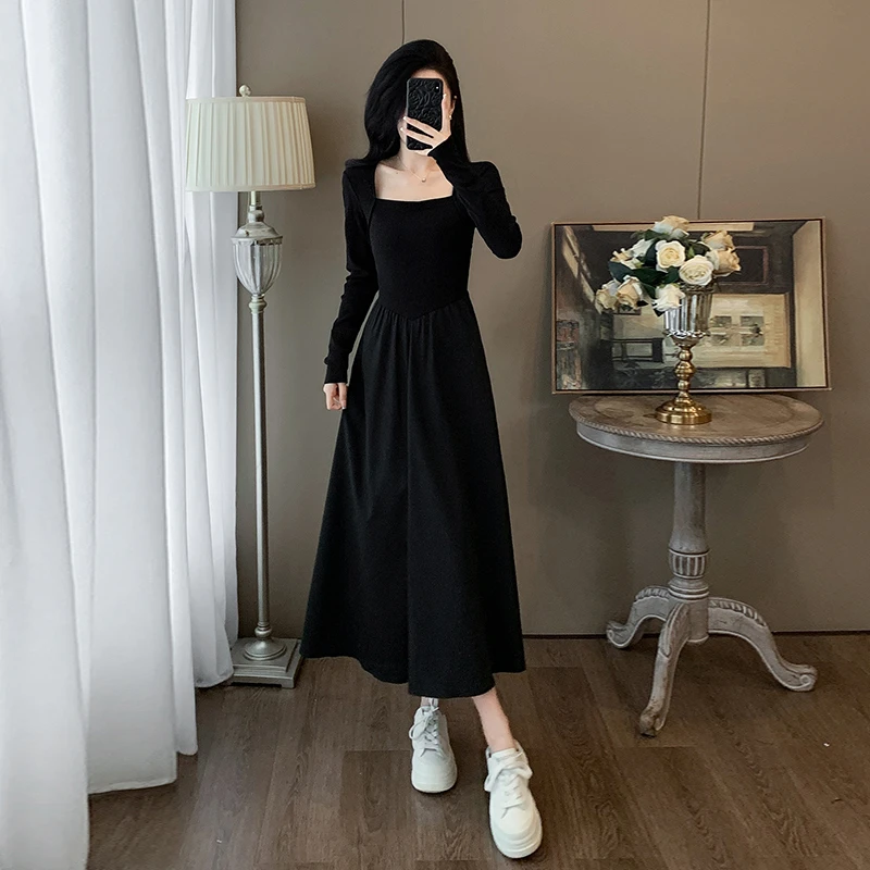 黑色法式方领连衣裙女秋冬高级感时尚气质赫本风内搭垂感打底裙子