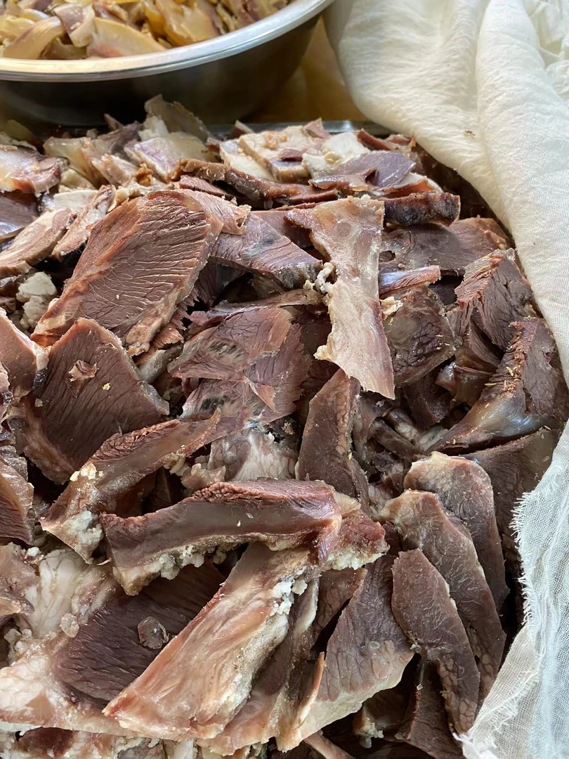 哈喇河土黄牛头肉 牛脑阔 一公斤 冷链发货