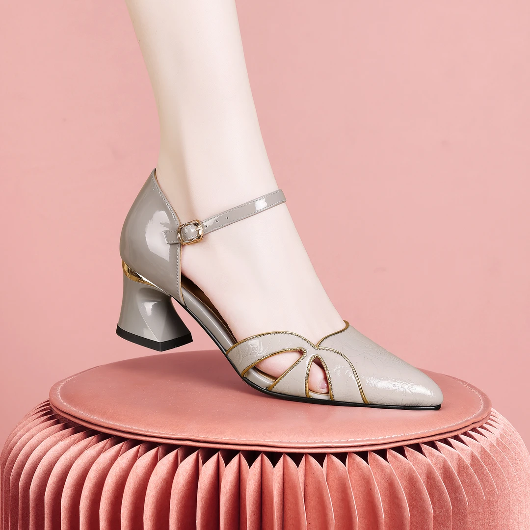 梵芮诗2024新款春夏尖头浅口中空一字扣带粗跟低跟时装凉鞋-Y163