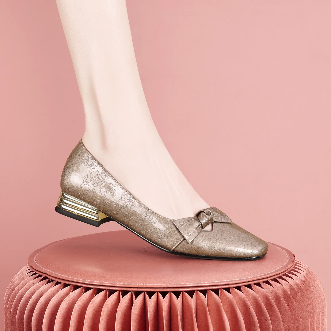 梵芮诗2024年春秋新款浅口潮流时尚原创设计低跟粗跟女单鞋-J1056