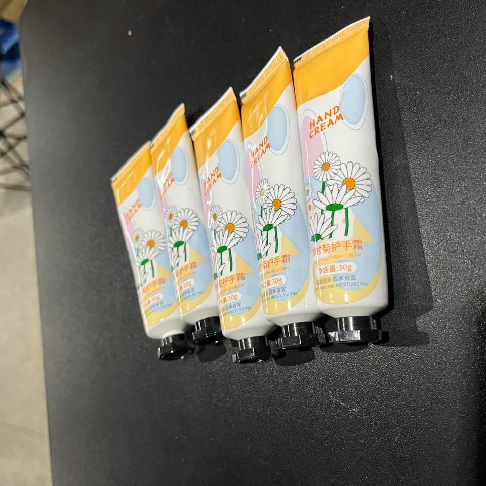 【全疆包邮】补水护手霜保湿便携