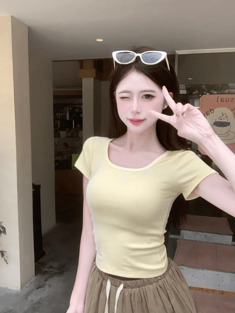 方领锁骨短袖t恤女夏季辣妹短款修身显瘦纯欲百搭紧身高腰上衣女