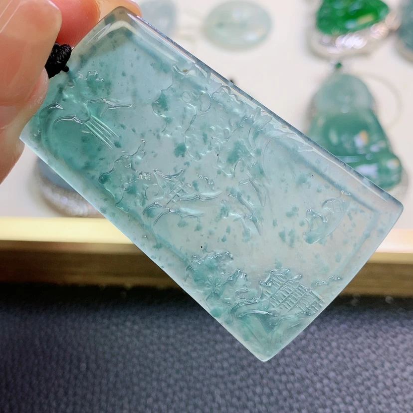 【闪购商品】翡翠颈饰未镶嵌翡翠