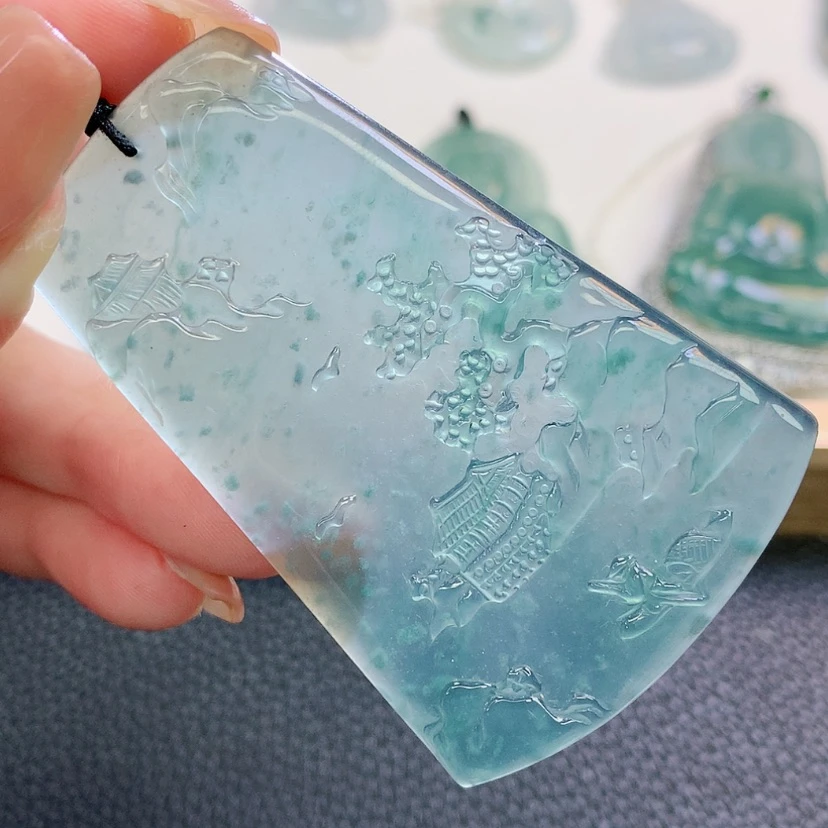 【闪购商品】翡翠颈饰未镶嵌翡翠