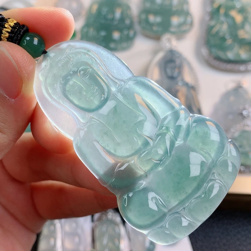 【闪购商品】翡翠颈饰未镶嵌