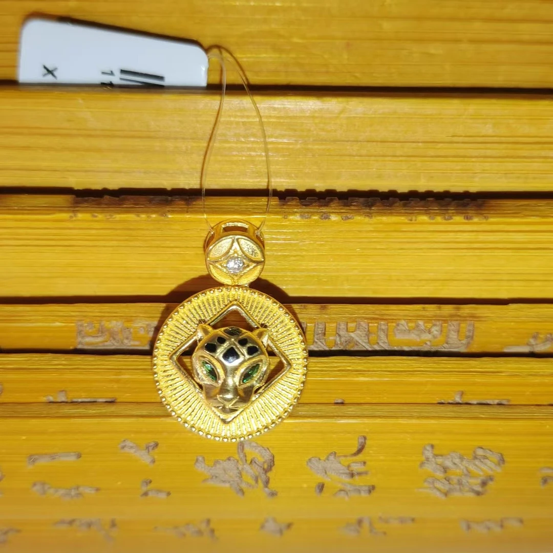 足金999 金钱豹圆盘吊坠