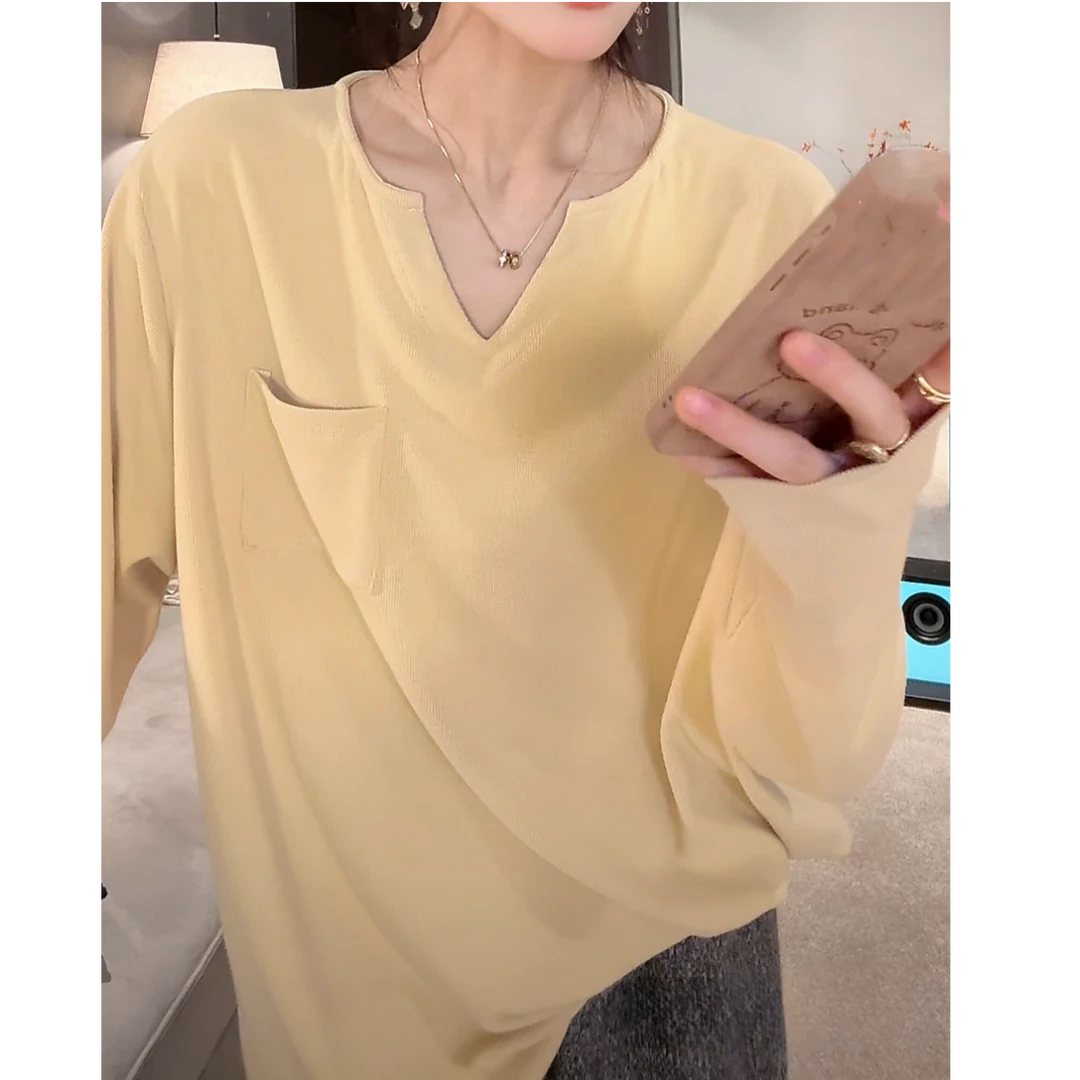设计感口袋V领磨毛长袖T恤女秋冬宽松高级气质慵懒风纯色打11809