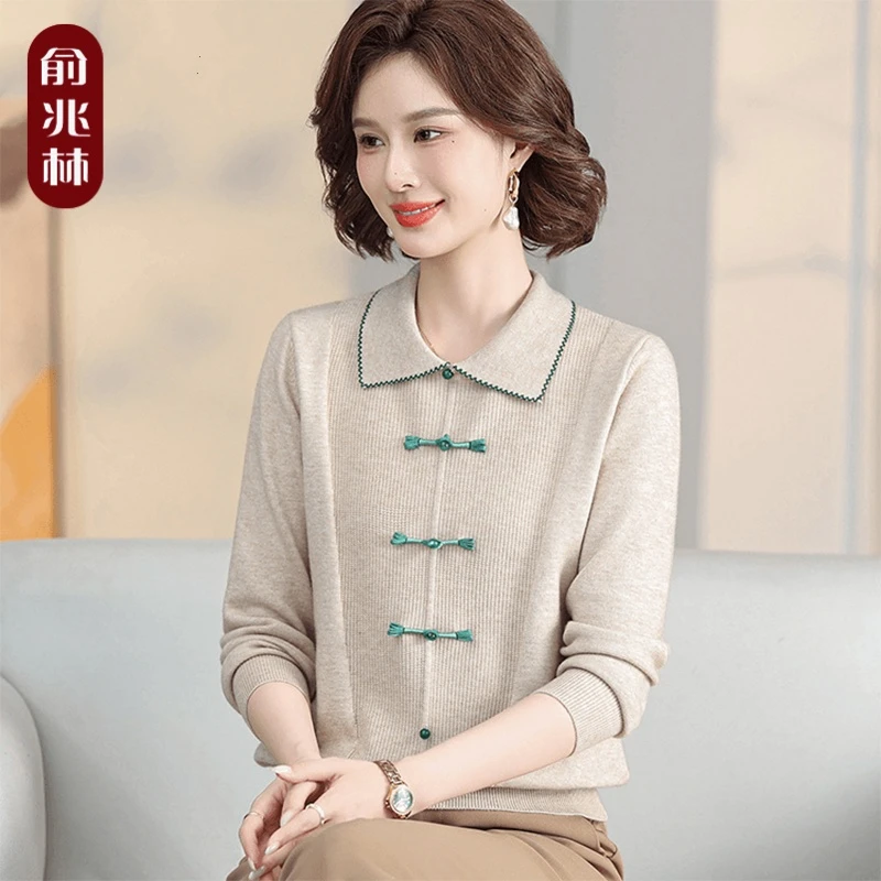 中年洋气妈妈装2025长袖翻领针织毛衣中老年女装大码时尚秋季上衣