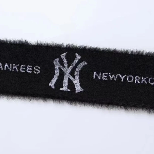 织带（63）黑色字母加毛款，竖弹5公分宽