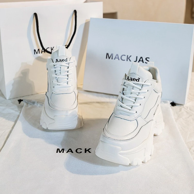 香港MACKJASCHK鞋子百搭真皮2024春季新款休闲运动内增高老爹鞋女