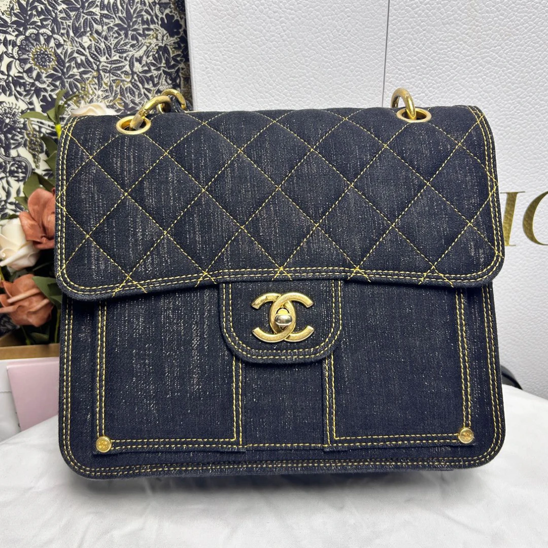 99新 Chanel/香奈儿 23S黑金复古丹宁双肩包
