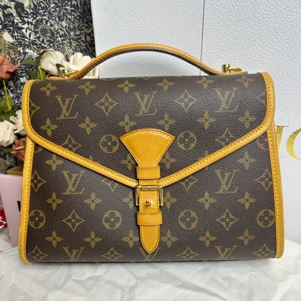 95新 LouisVuitton/路易威登 中古ivy邮差  经典时尚百搭斜挎包