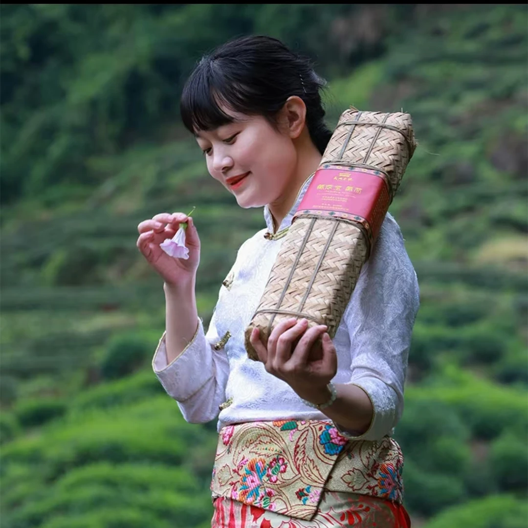 【老茶】15年陈 雅安藏茶 康砖手工竹条 黑茶