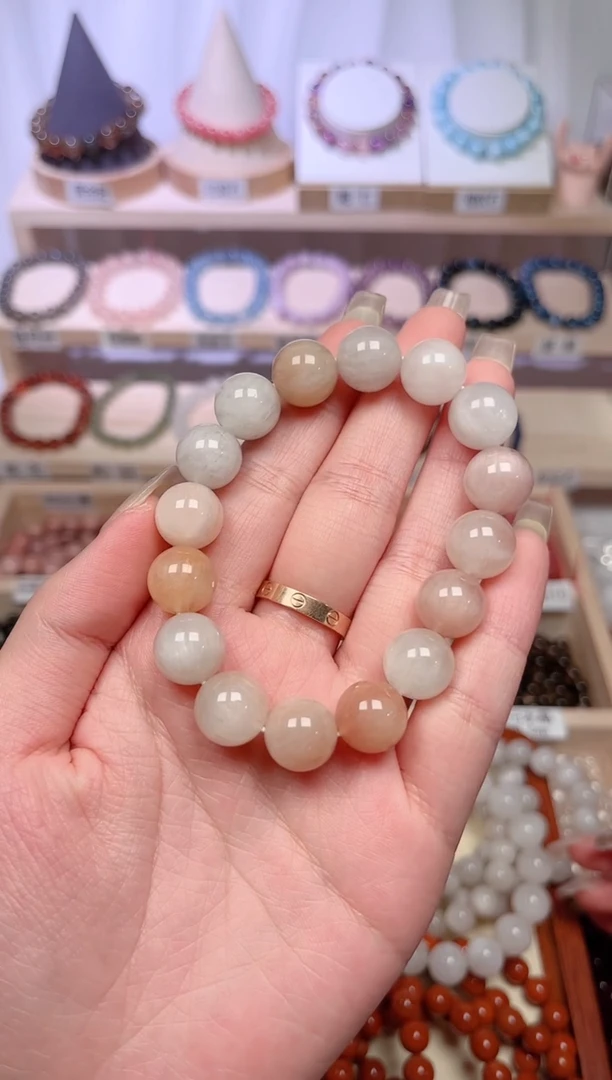 【闪购商品】水晶手串未镶嵌彩兔毛12mm+