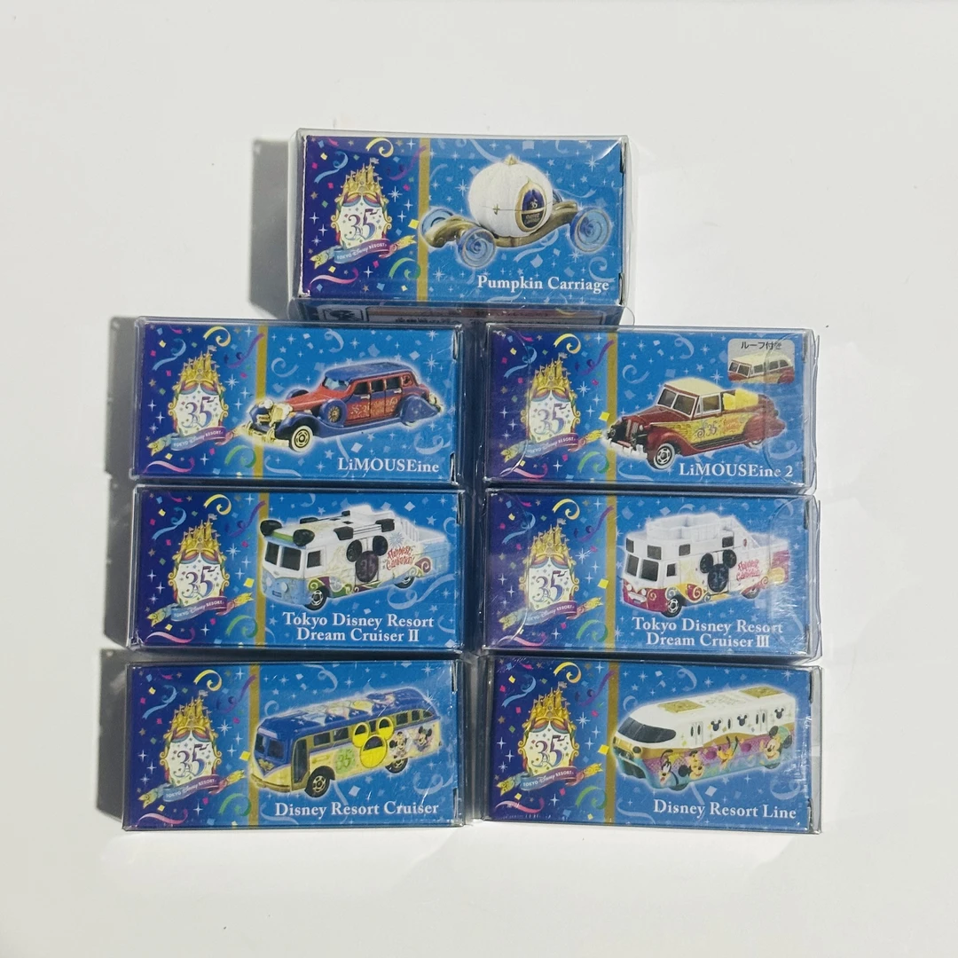 多美卡-35周年合金车模玩具。合金巴士老爷车
