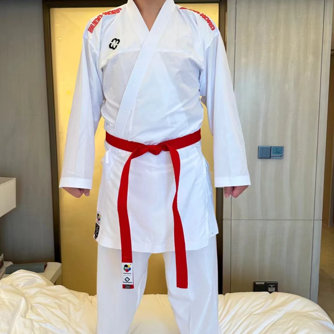 北武道空手道双面红蓝肩WKF组手服