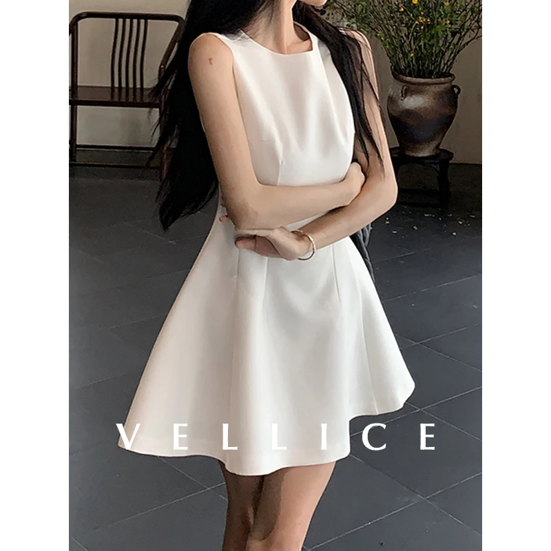 小个子气质收腰显瘦无袖背心连衣裙法式赫本风小黑裙短款a字裙女