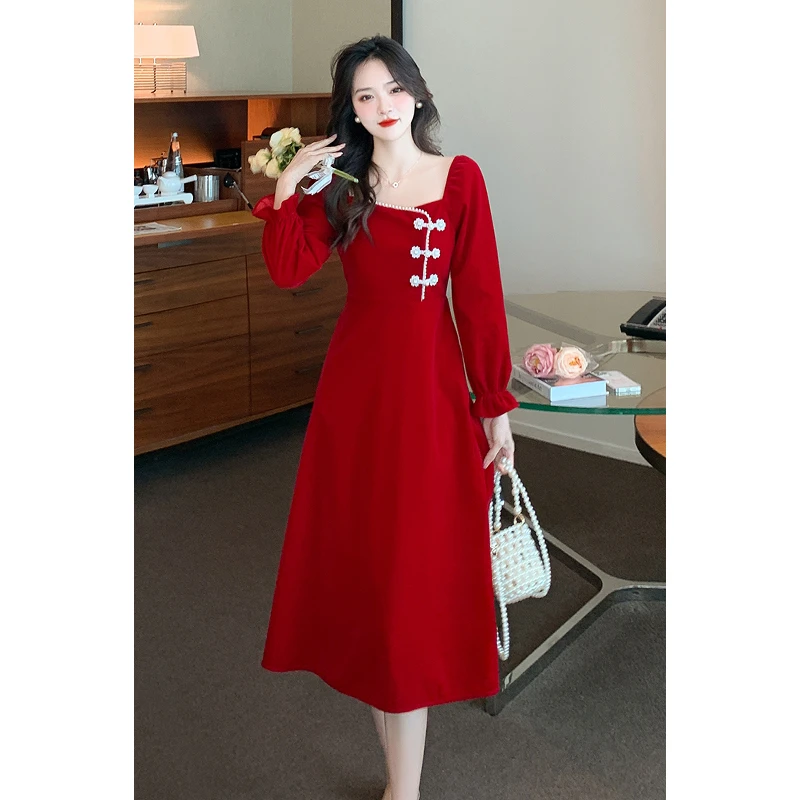 新中式气质显瘦钉珠方领丝绒连衣裙赫本小黑裙礼服裙打底内搭裙冬