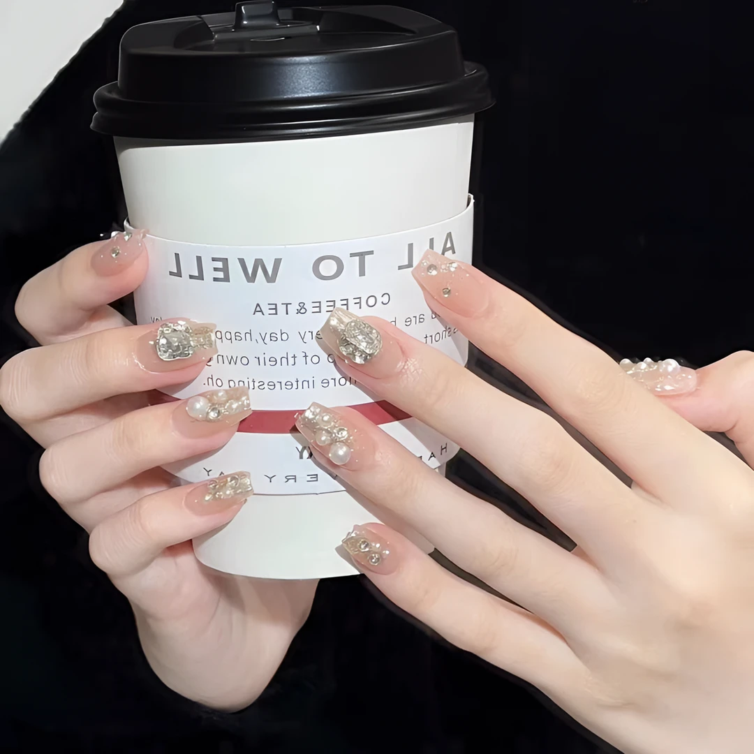 【小香风】香槟珍珠碎钻爆闪轻奢手工穿戴甲 短T 20mm