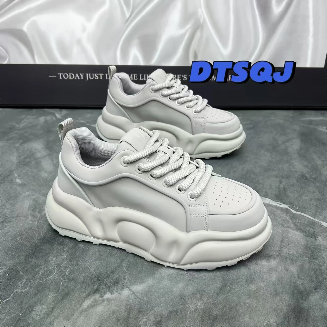 2024秋季新款百搭休闲时尚纯色板鞋增高厚底舒适男鞋运动韩版板鞋