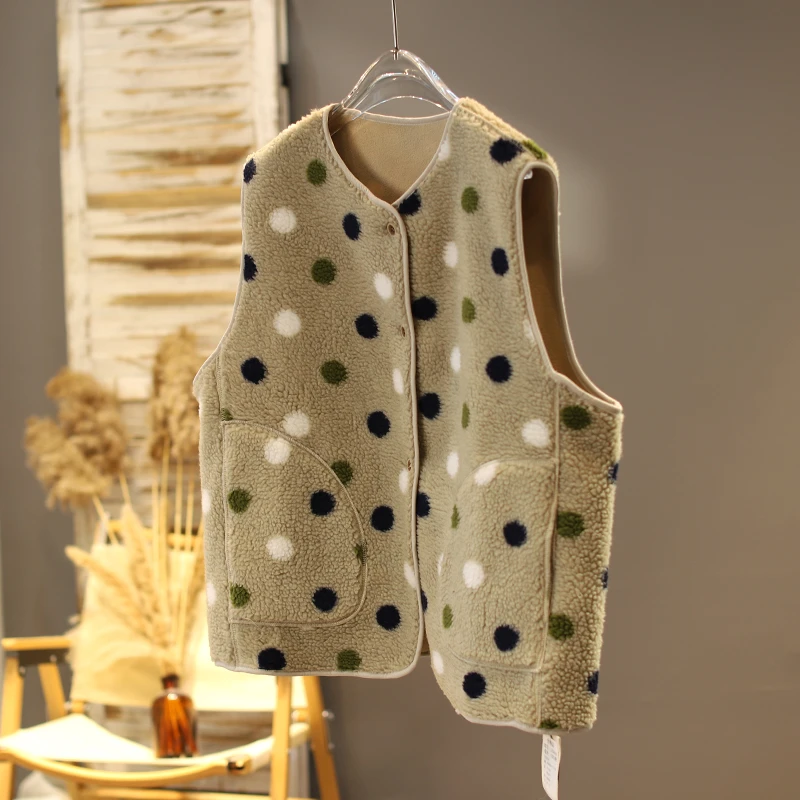 冬季2025年休闲文艺单排扣仿羊羔毛马甲保暖加绒棉料口袋时尚马夹