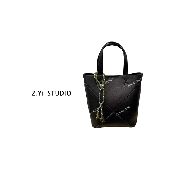 【佐伊甄选】QYX-9538-1-黑色轻奢女士时尚气质通勤小众腋下斜跨包