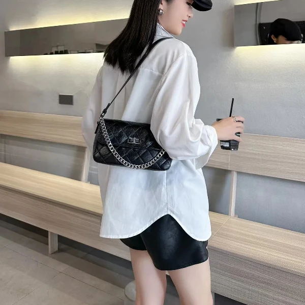 【佐伊甄选】QYX-9315-黑色轻奢女士时尚气质小众单肩腋下斜跨包包