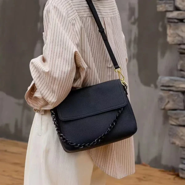 【Z0E】KLL-5596-黑色轻奢女士时尚气质小众单肩复古通勤斜跨包包