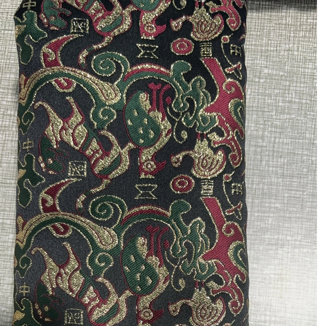 桑蚕丝五星出东方围巾