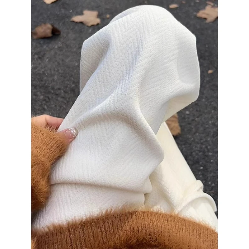 白色人字纹阔腿裤女2025秋冬新款休闲高腰显瘦直筒裤子加绒运动裤