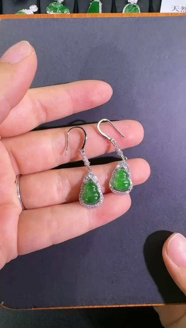 【闪购商品】翡翠耳坠银S925镶嵌葫芦耳环