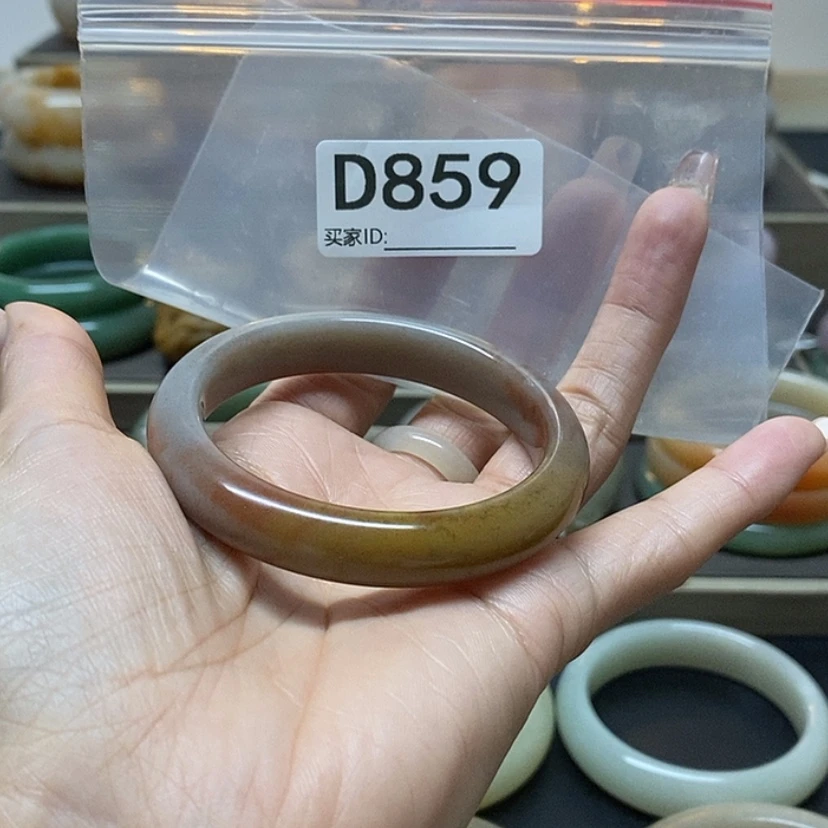 【闪购商品】石英岩玉手镯未镶嵌凤*