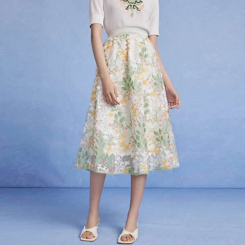 秋水伊人秋水伊人国风刺绣网纱A字半身裙新款女装时尚优雅丹风