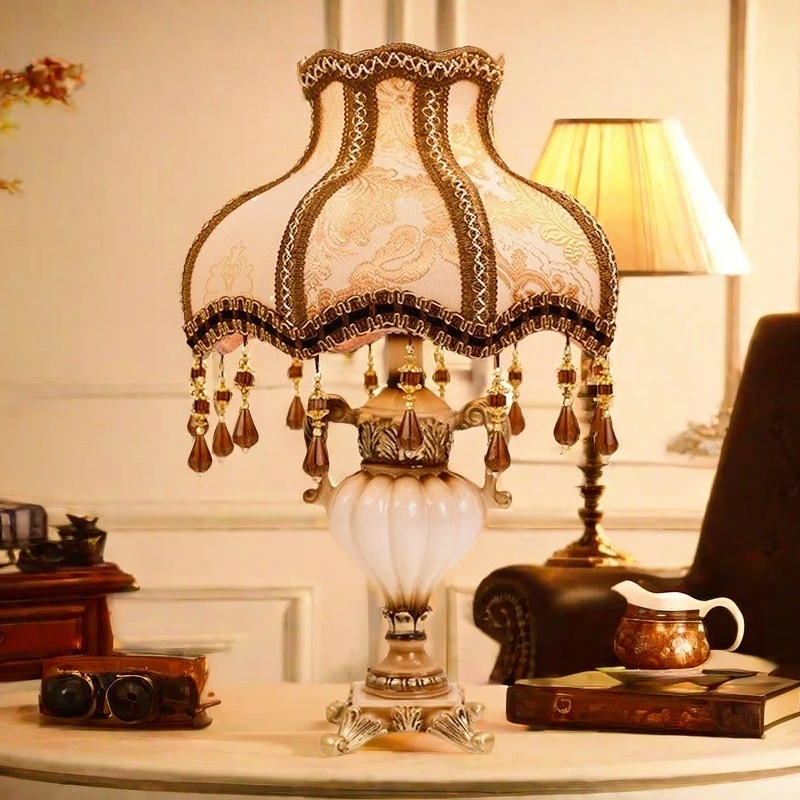 高级奢华欧式台灯创意布艺书房古典复古客厅新婚庆 卧室床头台灯