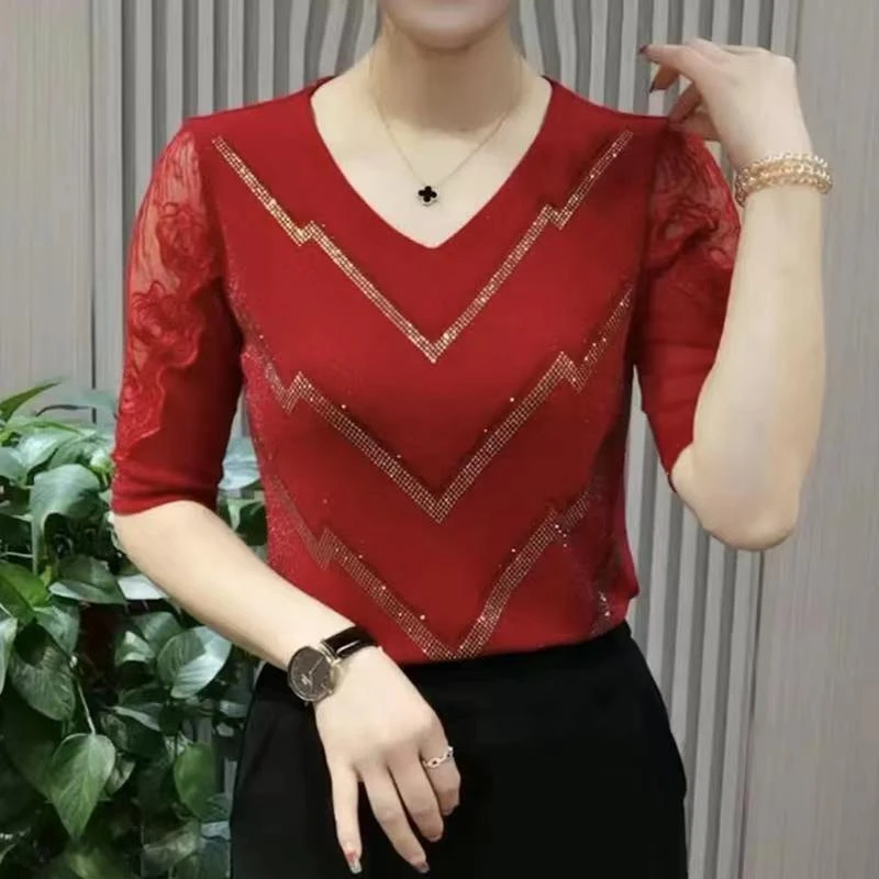 春季新款弹力蕾丝T恤女中老年洋气小衫百搭时尚