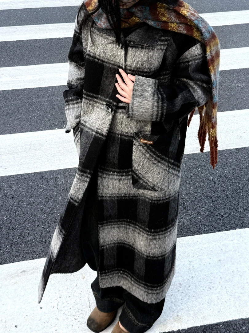 不秋韩版黑白格大衣