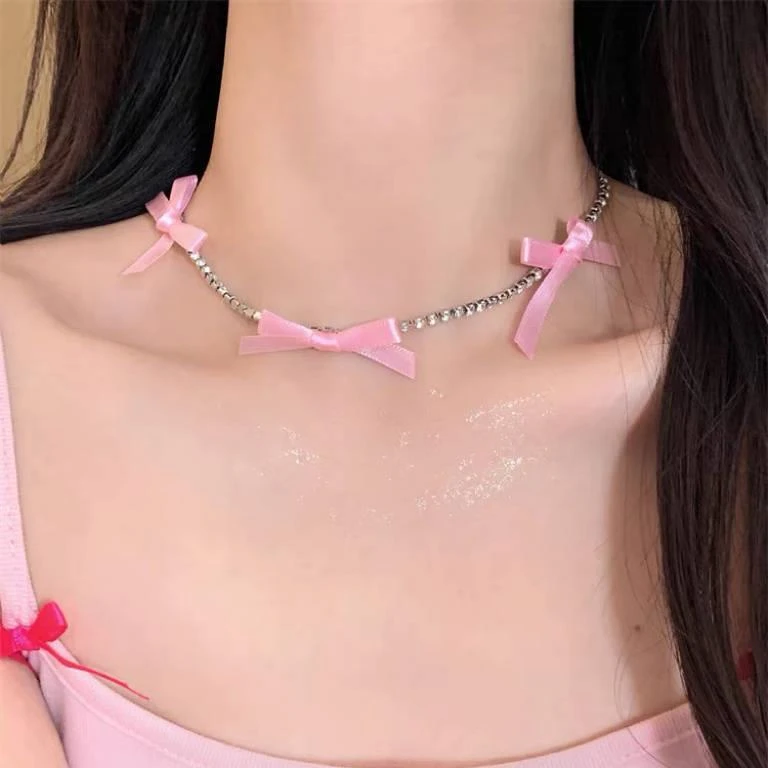 合金项链 法式丝带蝴蝶结项链女2023新款爆款轻奢小众锁骨链设计
