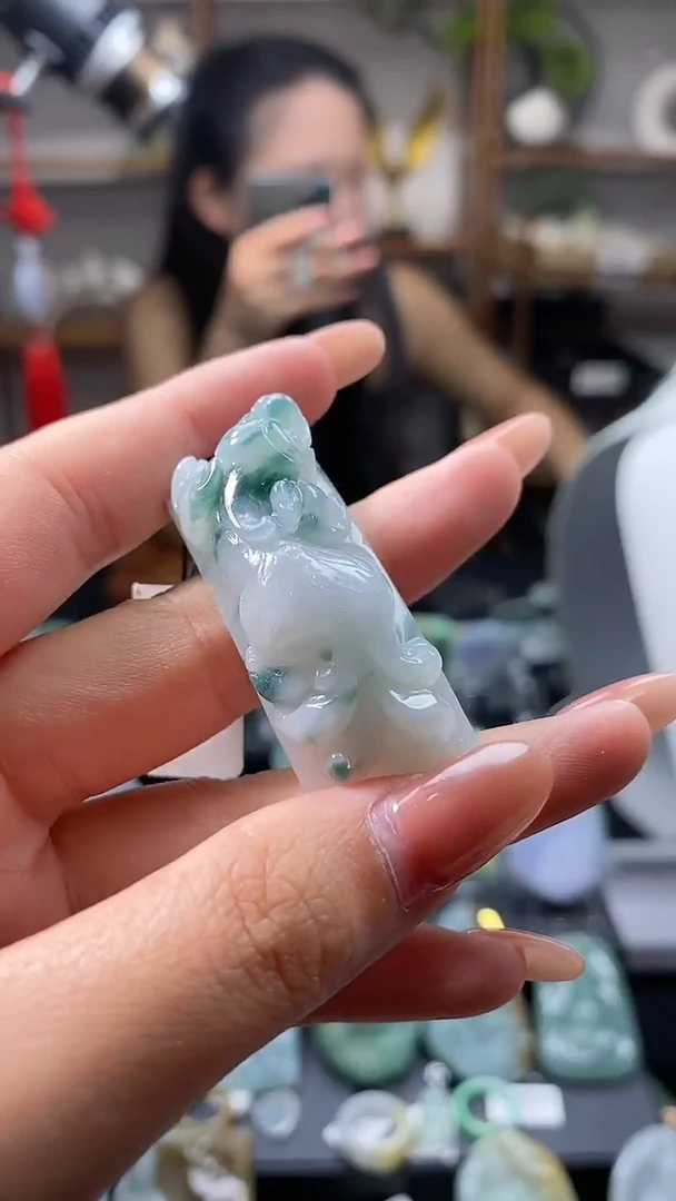 【闪购商品】翡翠颈饰未镶嵌翡翠